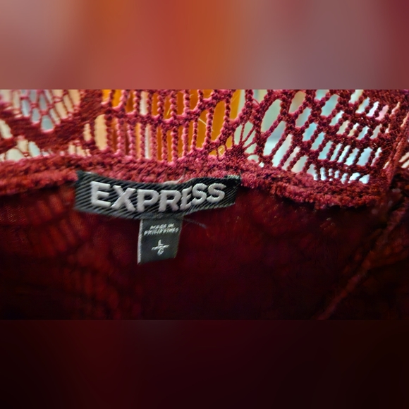 Express size large lace flowing dress. - Picture 2 of 3